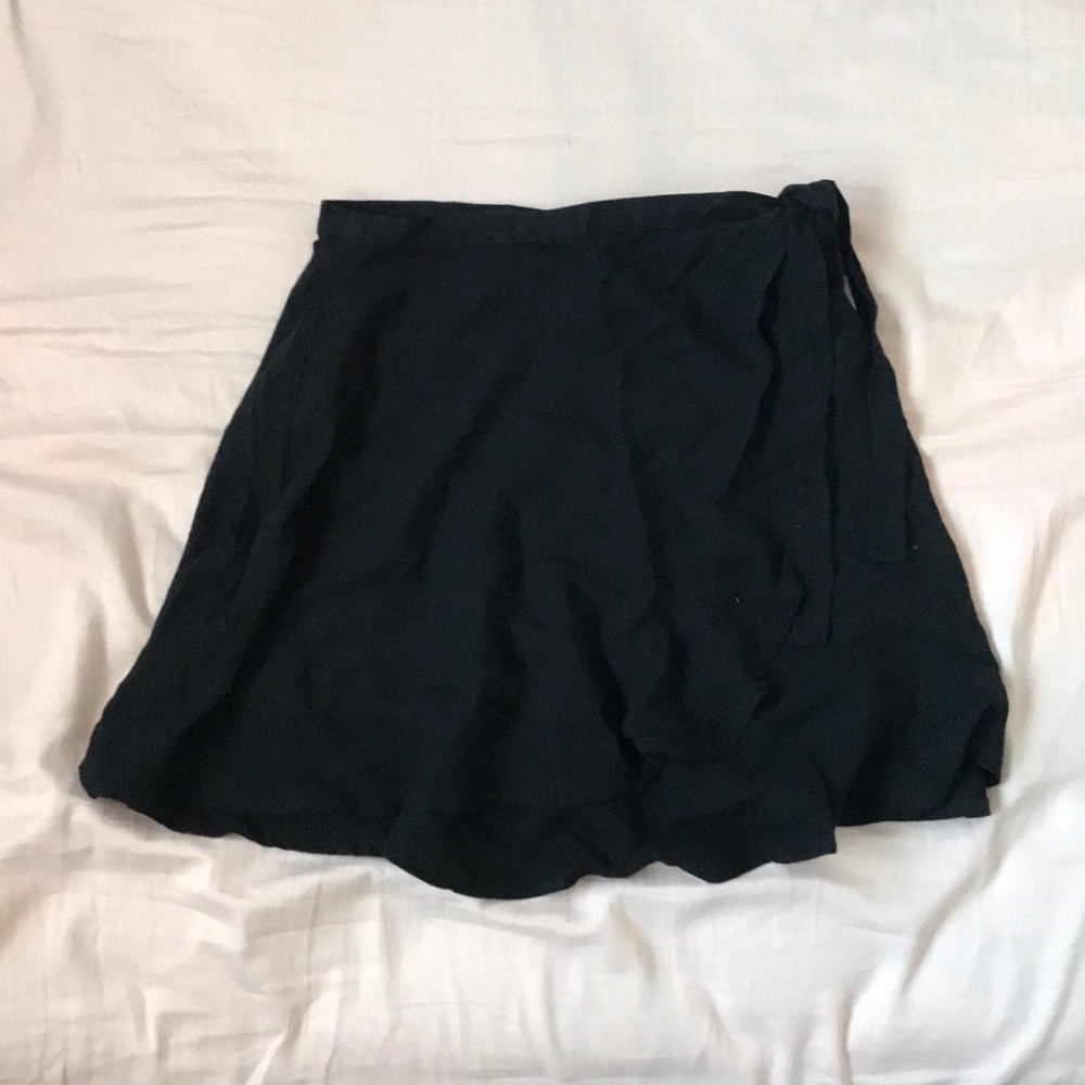black wrap forever 21 skirt